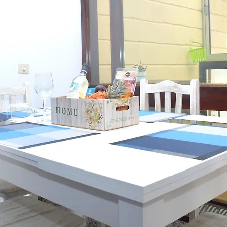 Calo Apartment *